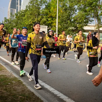 Runner Photo 6697411