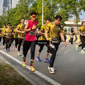 Runner Photo 6697879