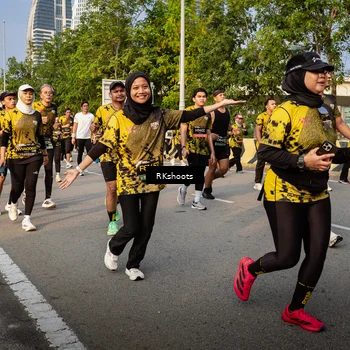 Runner Photo 6698059