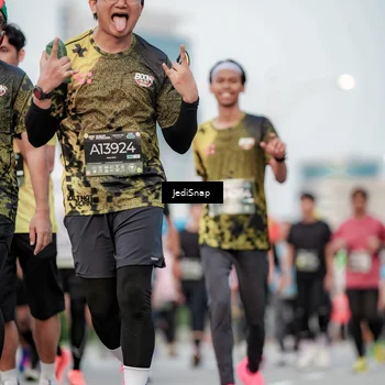 Runner Photo 6698630