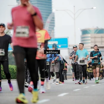 Runner Photo 6698802