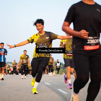 Runner Photo 6698829