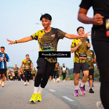 Runner Photo 6698842