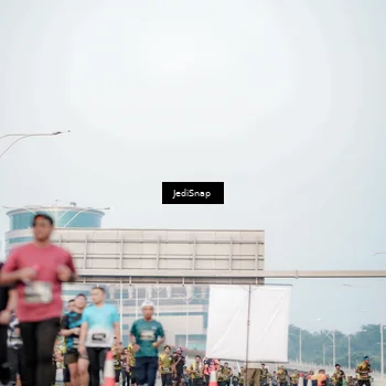 Runner Photo 6698854