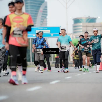 Runner Photo 6698965