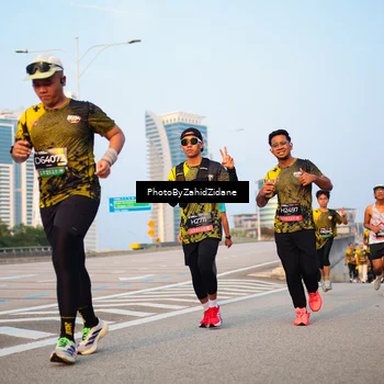 Runner Photo 6699002