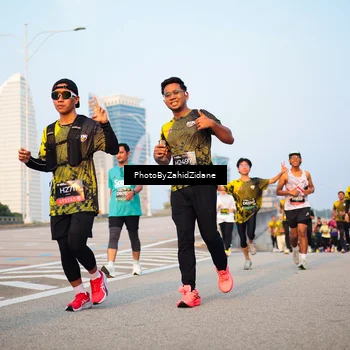 Runner Photo 6699012