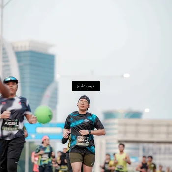 Runner Photo 6699089