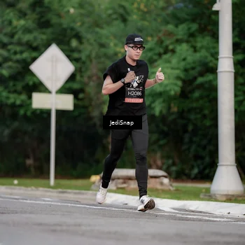 Runner Photo 6699137