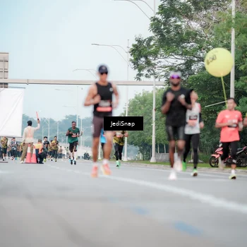 Runner Photo 6699208
