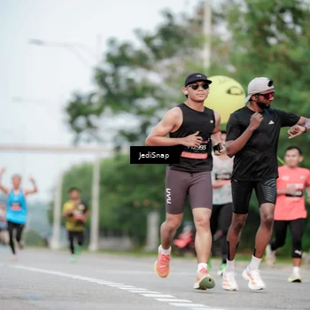 Runner Photo 6699267