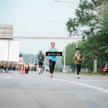 Runner Photo 6699310