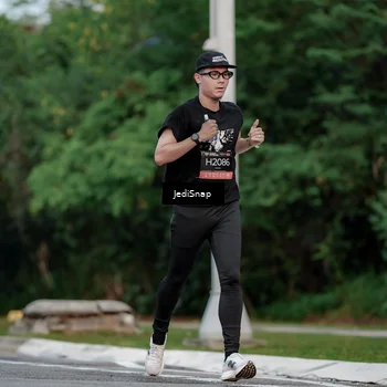 Runner Photo 6699325