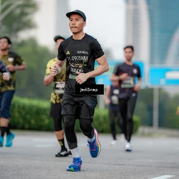 Runner Photo 6699328