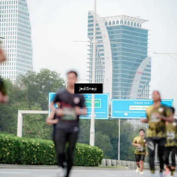 Runner Photo 6699397