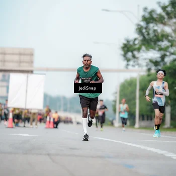 Runner Photo 6699489