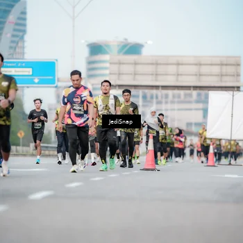 Runner Photo 6699589