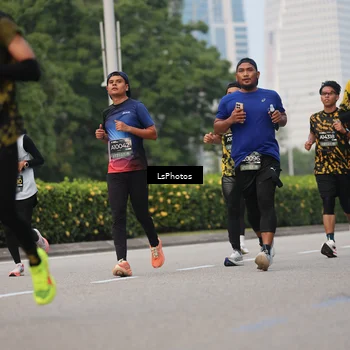 Runner Photo 6699672