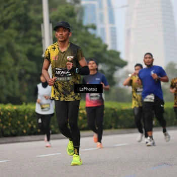 Runner Photo 6699685