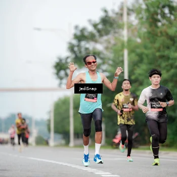 Runner Photo 6699732