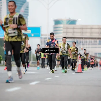 Runner Photo 6699747