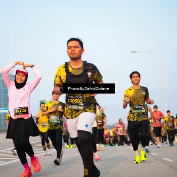 Runner Photo 6699858