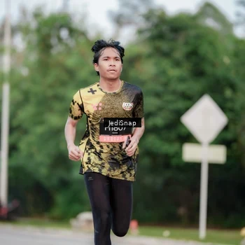 Runner Photo 6699948