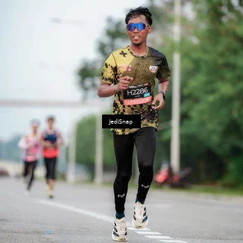 Runner Photo 6699979
