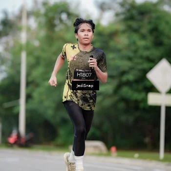 Runner Photo 6700002