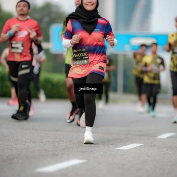 Runner Photo 6700046