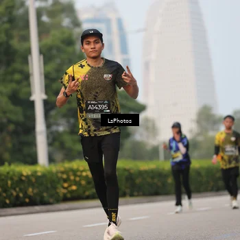 Runner Photo 6700122