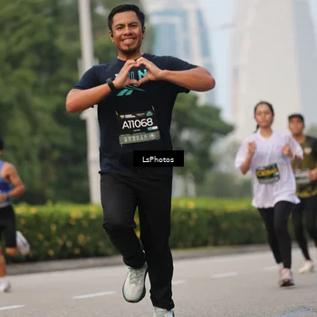 Runner Photo 6700135