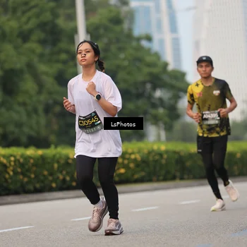 Runner Photo 6700165