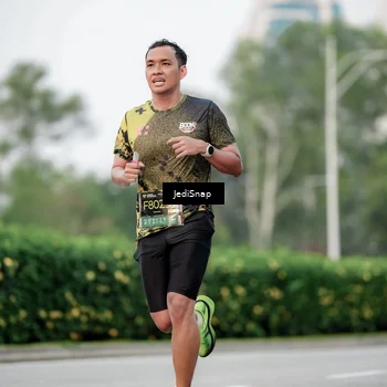 Runner Photo 6700181