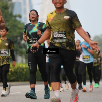 Runner Photo 6700244