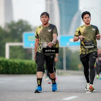 Runner Photo 6700270