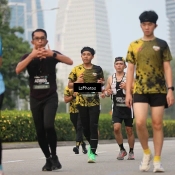 Runner Photo 6700301
