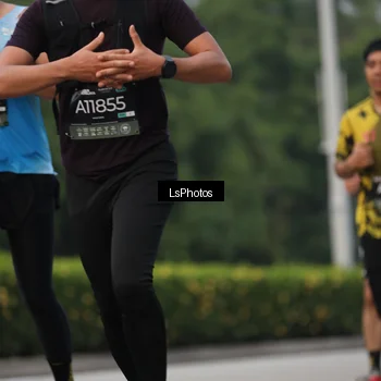 Runner Photo 6700316