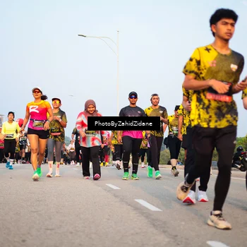 Runner Photo 6700324