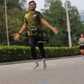 Runner Photo 6700349
