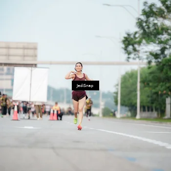 Runner Photo 6700367