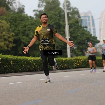 Runner Photo 6700370