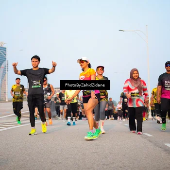 Runner Photo 6700428