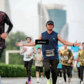Runner Photo 6700611
