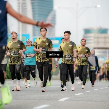 Runner Photo 6700672