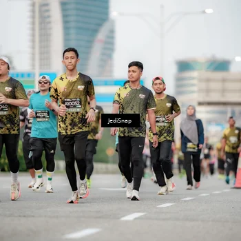 Runner Photo 6700721