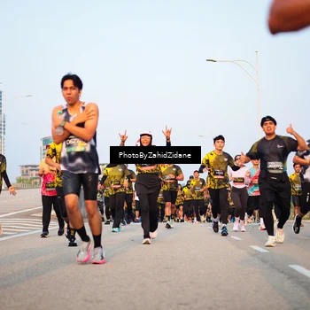 Runner Photo 6700806