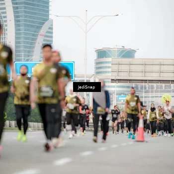 Runner Photo 6700823