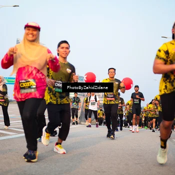 Runner Photo 6701006