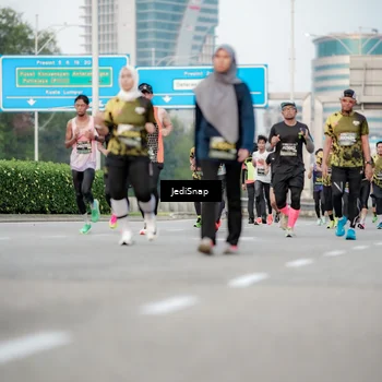 Runner Photo 6701061